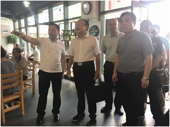 省国资委杨平副主任率队考察乐鱼入口,乐鱼leyu(中国)侨亚文明窗口申报工作