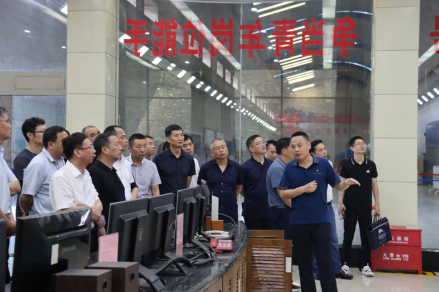 湖南省国资委国企党建与现代经济理论培训班赴株洲航电分乐鱼入口,乐鱼leyu(中国)
开展党建工作交流