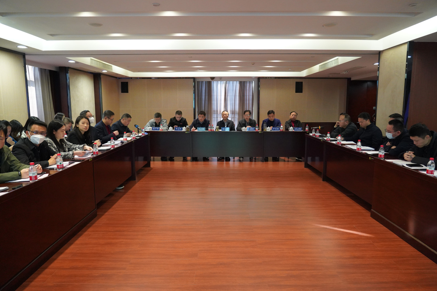 务虚求实起好步 谋定而动布好局——乐鱼入口,乐鱼leyu(中国)召开2023年经营发展工作务虚会