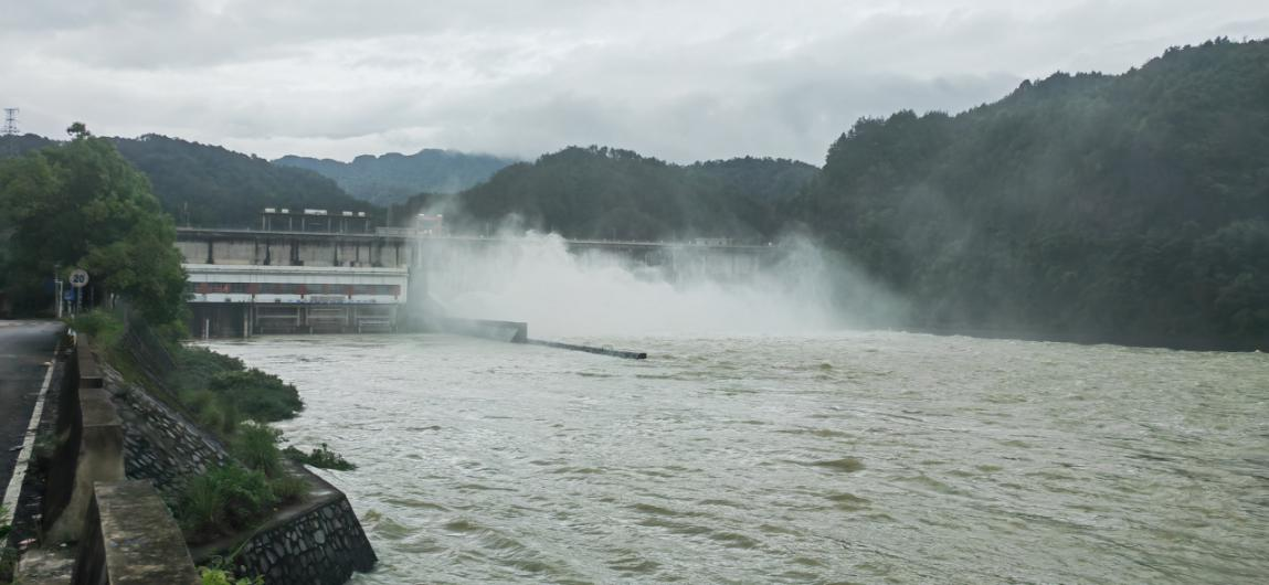乐鱼入口,乐鱼leyu(中国)全力迎战汛期   坚决打赢安全度汛硬战   确保库区人民群众生命财产安全